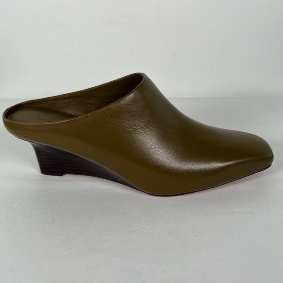 NWB VINCE. GENUINE LEATHER BENITA, CYPRESS LE Wedge Mules Slip-On Styling Sz 8 - Picture 7 of 16